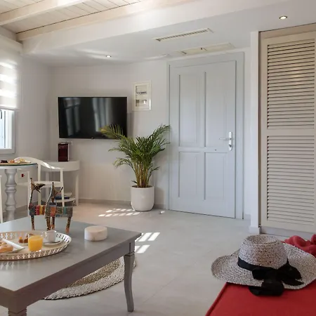 Iria Art Agia Anna (Naxos)