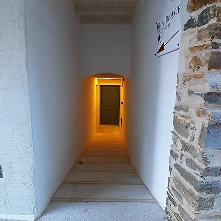 Iria Art Hotel